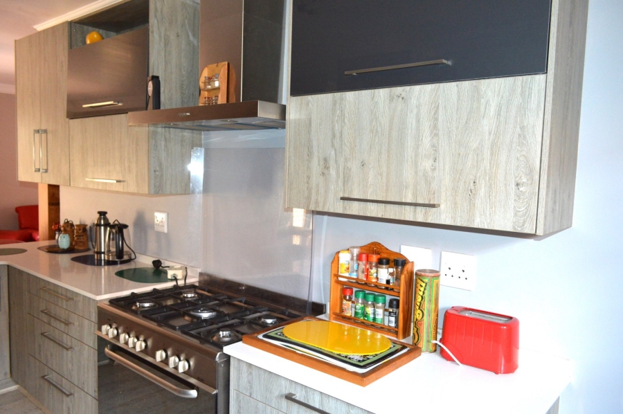 2 Bedroom Property for Sale in Flamwood North West